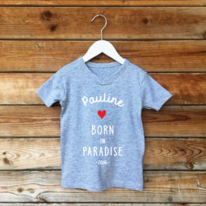 t-shirt 2020 gris enfant born in paradise perso coeur blanc