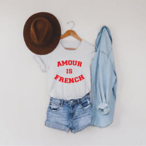 t-shirt Amour is French